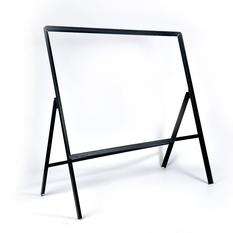 DISCONTINUED - USE G995F AND CHECK SIZE OF SIGN *Frame & Clips 660mm x 460mm Landscape
