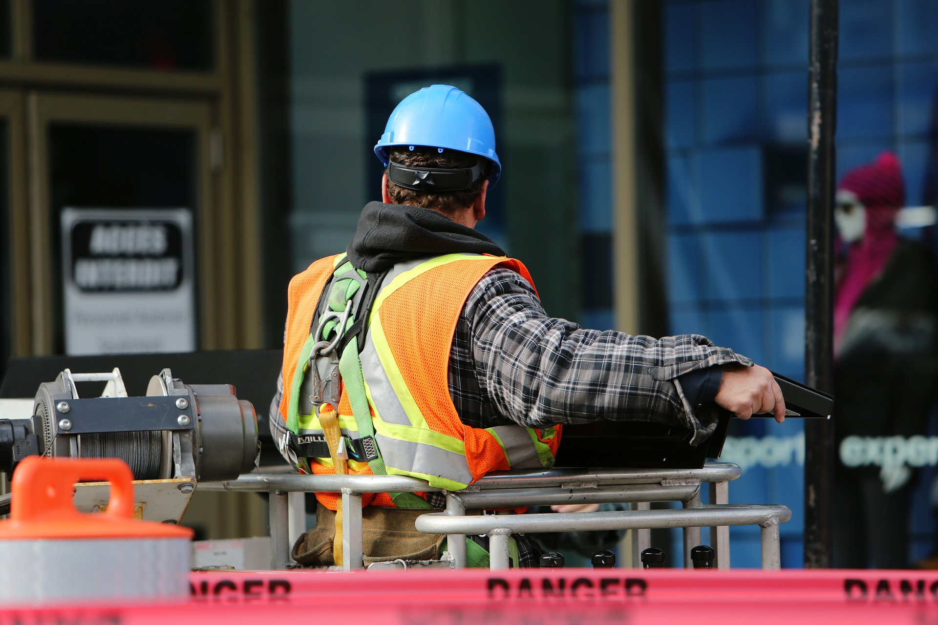 Contractor Safety: How to Boost Contractor Compliance